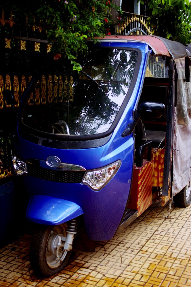 Tuktuk02