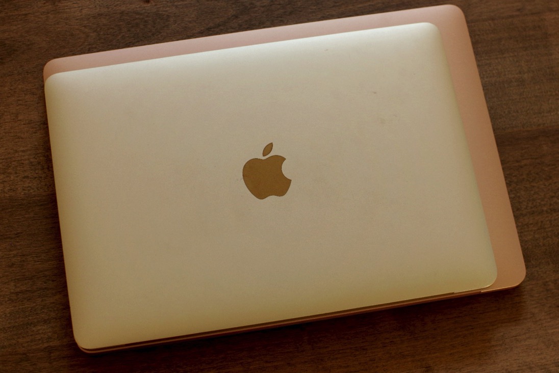 新旧ゴールドの色味にうっとり・MacBook Air 2020購入しました！ | 旅 